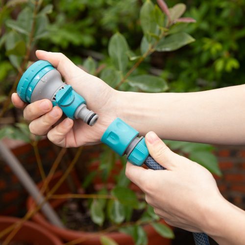 Комплект от 4 конектора за маркуч Navaris, дюза, комплект кран, конектор за маркуч, 51021.01