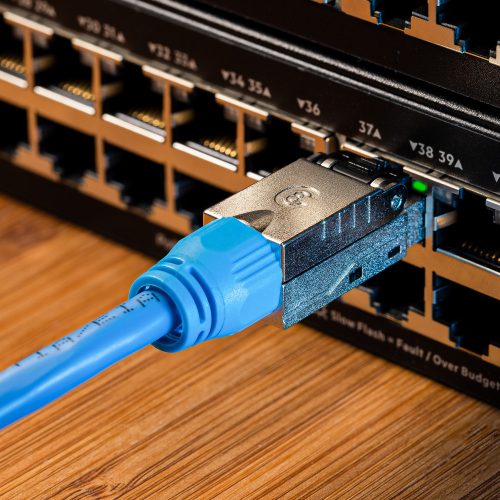 Комплект от 4 конектора CAT8 RJ-45 за екранирани Ethernet кабели CAT8, Kwmobile, многоцветни, метални, 52519.04