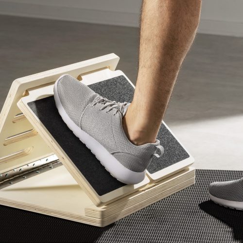 Регулируема дъска за упражнения за разтягане на прасци Navaris, 4 нива, дърво, 54275.02