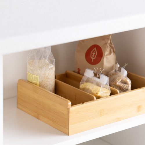 Organizator capace reglabil Navaris, 6 separatoare, 30x25x9 cm, sertar sau blat, maro, bambus