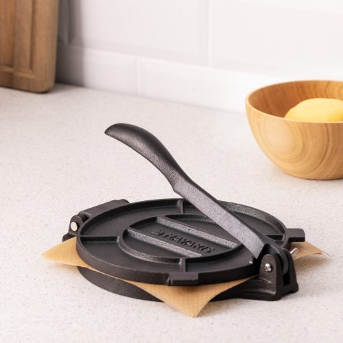 Presa tortilla Navaris, 20 cm diametru, prindere stabila, retete incluse, negru, otel inoxidabil