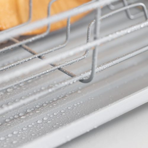 Сушилник за съдове Navaris, с тава за отцеждане, с рафт за чинии, чаши и прибори, сив, 42.5x31.5x14 см, 52545.03