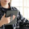 калъф kwmobile за Amazon Kindle Paperwhite 11, Екологична кожа, Многоцветен, 57810.27