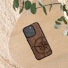 Kwmobile калъф за Apple iPhone 15 Pro, кафяв, дърво/силикон, 62013.01