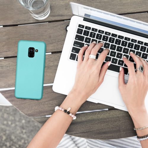 Kwmobile калъф за Samsung Galaxy A8 (2018), светло зелен, силиконов, KWM0000093L014C