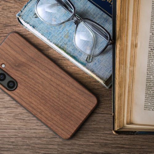 Kwmobile калъф за Samsung Galaxy S24 FE, кафяв, дърво/силикон, KWM000021WK001C