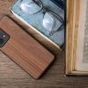 Kwmobile калъф за Motorola Moto G84, кафяв, дърво/силикон, KWM000022VT001C
