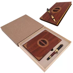   Set cadou premium Giftdeco EE2, notes A5 din lemn, pix si cutie
