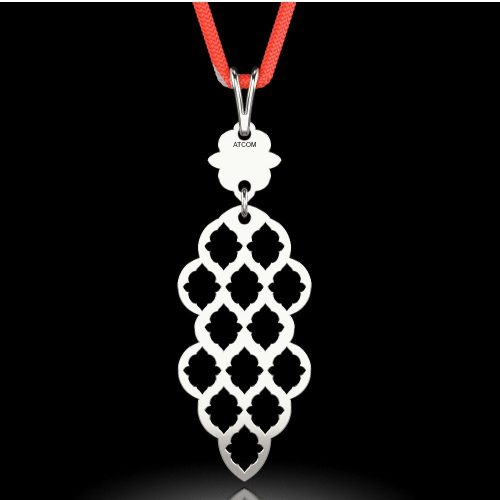 Сребърна висулка с червена връв модел 62